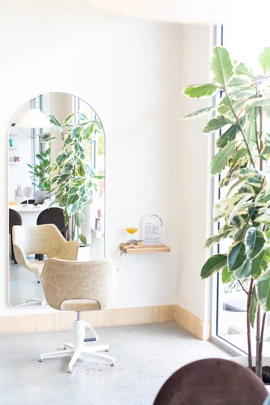 Cinco Hair Boutique — Hair salon in Vasse